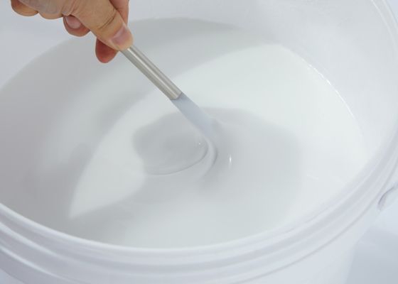 İyi bir fiyat. Paket Baskı / Yüzey Tedavisi için Ekolojik Arkadaşça Suya Taşınan Polyurethane Kaplama çevrimiçi