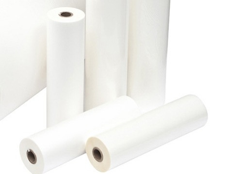 Good price 30mic PET Termal Film Ambalaj Rulo, Parlak PET Eva Yapıştırıcı Laminasyon Filmi Laminasyon Makinesi için Uygulanabilir çevrimiçi