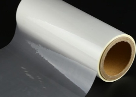 Good price 3 inçlik çekirdek paketleme için parlak bitiş 1560mm BOPP Termal Lamine Film Rulo çevrimiçi