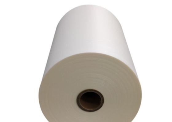 Good price 25 Mikrop Bopp Mat Sıcak Laminasyon Filmi Düşük Işık Yansıtıcılığı İyi Mat Etkisi çevrimiçi