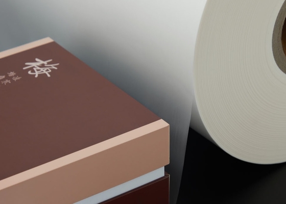 Good price Lüks kapsülleme sistemleri için hassas ölçümlü 28μm Mar-Dayanıklı Dokunma-Geliştirilmiş Kompozit Substrat Optik Yayılmış Yüzey Koekstrüde Laminat çevrimiçi